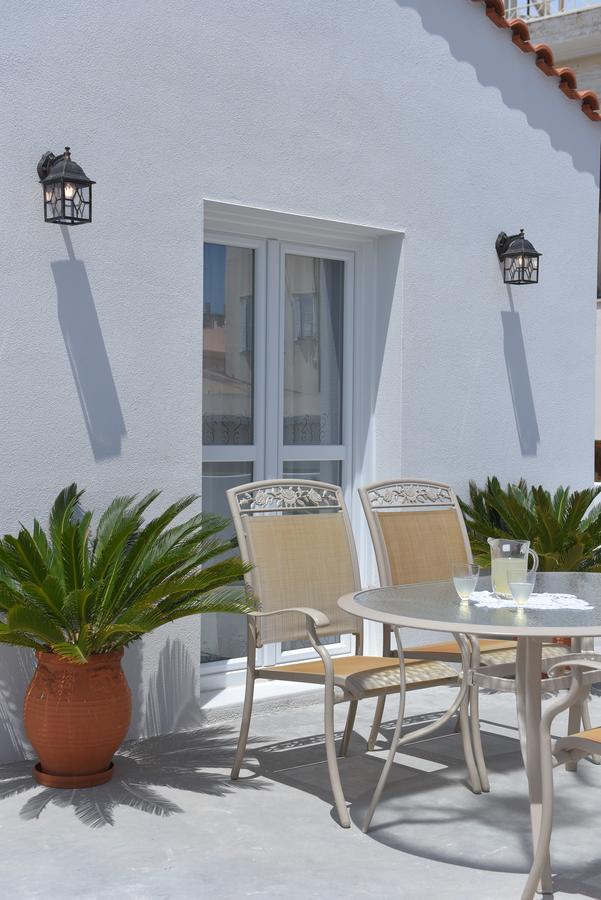 Oisyra Boutique Hotel Ermoupoli Buitenkant foto